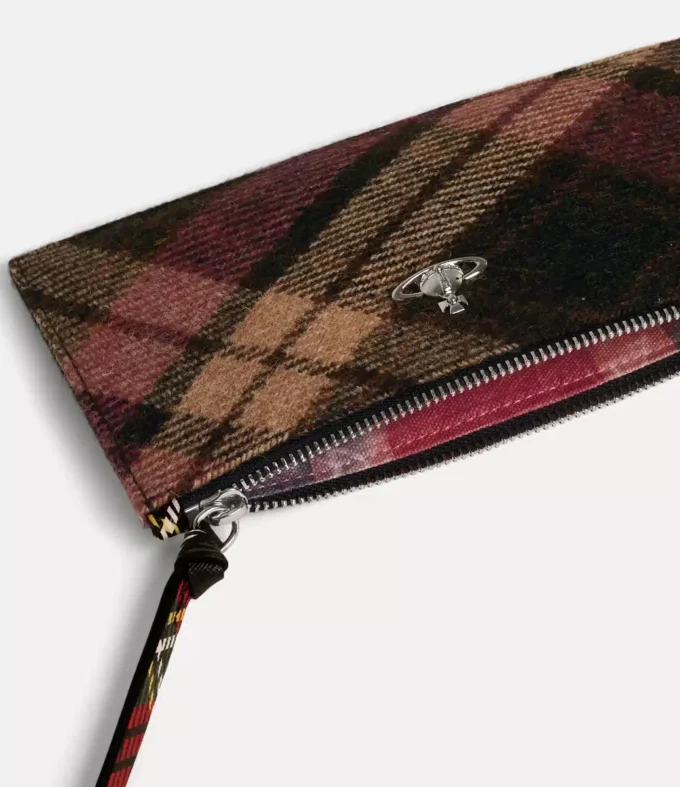 Kleine flache Clutch mit Reißverschluss