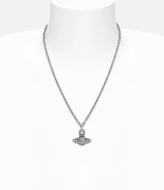 man carmelo bas relief anhnger halskette 2 330x382 - Man. Carmelo Bas Relief Anh&auml;nger-Halskette